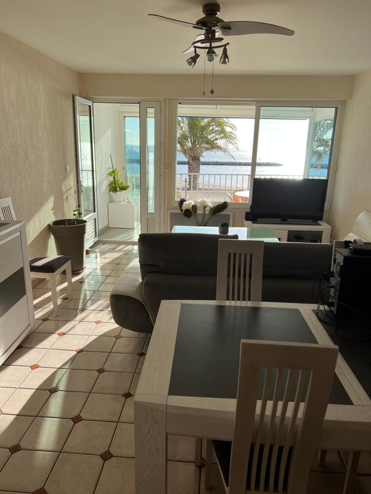 Appartement Mar E Souleu Avec Terrasse Et Vue Mer Au Grau Du Roi Le Grau-du-Roi Exteriér fotografie
